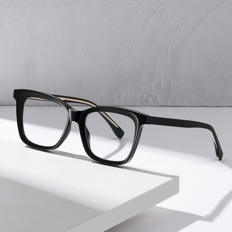 blue light blocking glasses