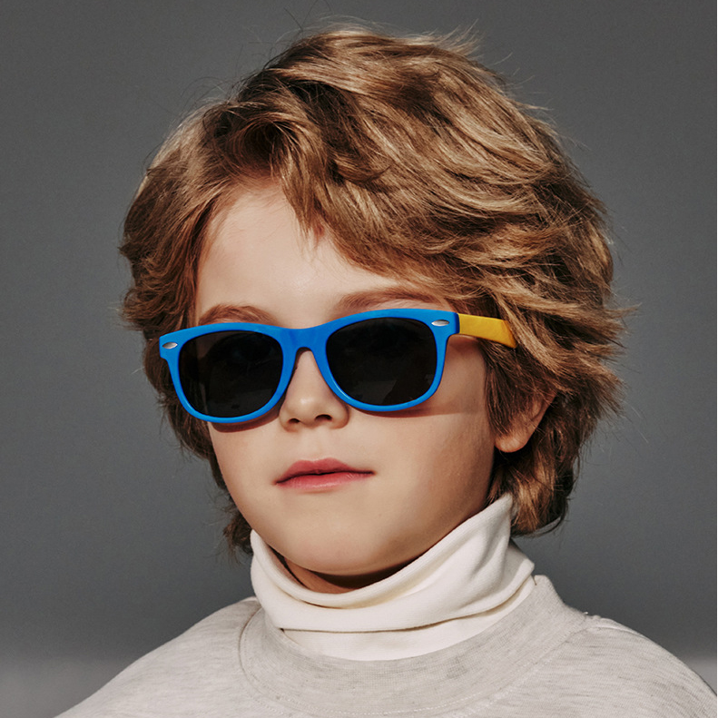 Bulk Flexible TPEE Frame Kids Polarized Sunglasses